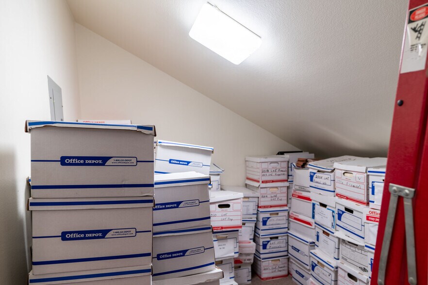 More Photos Of 806 W 11th St, Austin Office Residential For Sale