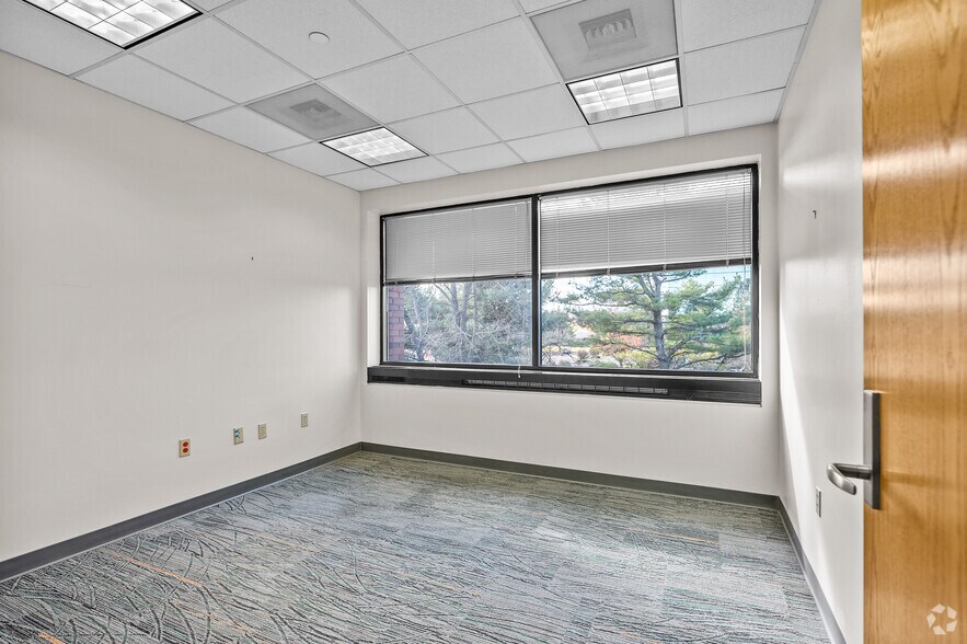 More Photos Of 1100 Berkshire Blvd, Wyomissing Medical For Lease