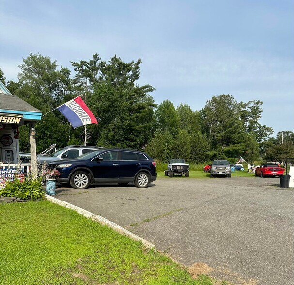 3947 Broadway, Kenduskeag, ME 04450 Auto Repair For Sale