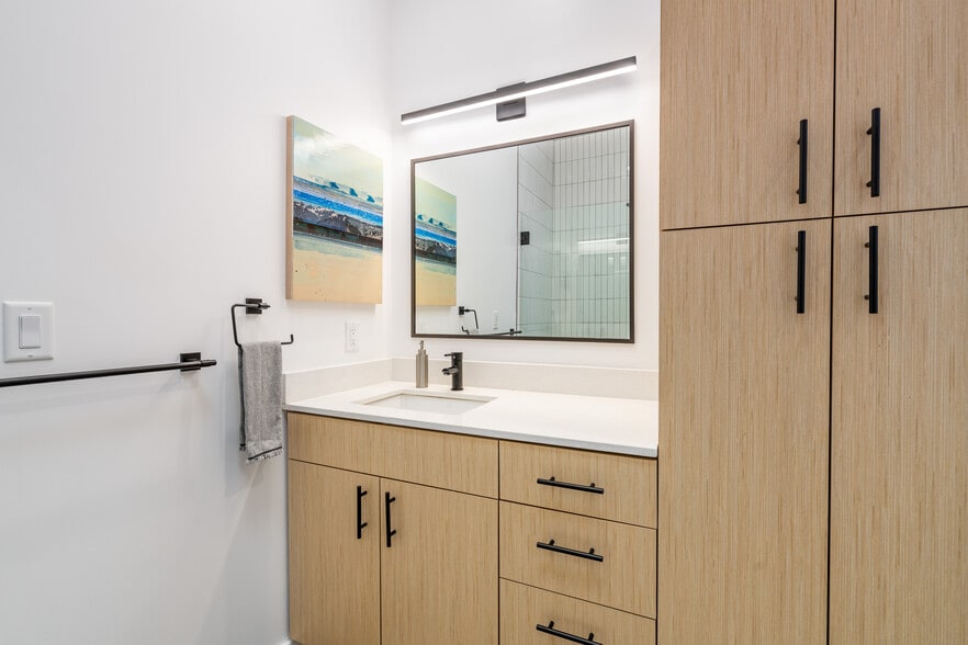 More Photos Of 1109 Paseo Corazon, Santa Fe Flex For Sale