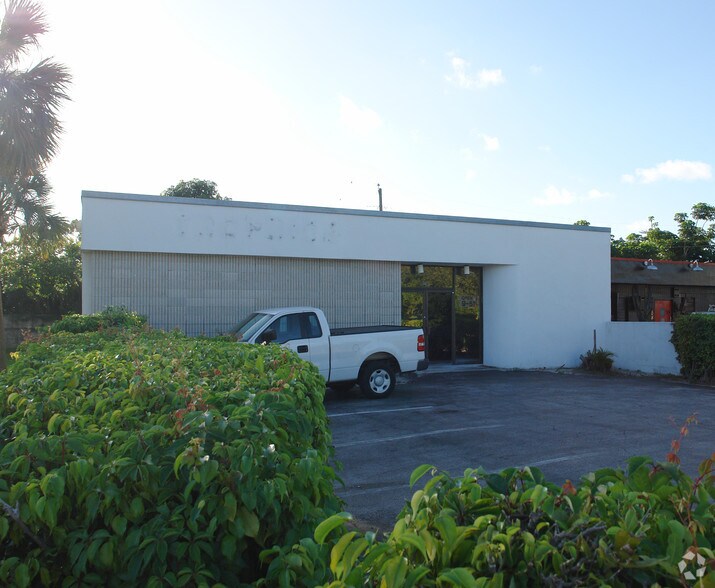 More Photos Of 1512 NE 4th Ave, Fort Lauderdale General Retail For Lease
