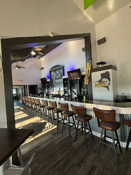 More Photos Of 5401 Coastal Hwy, Ocean City Restaurant For Sale