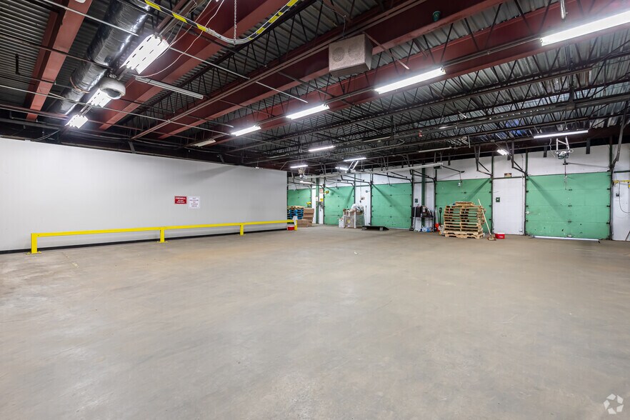More Photos Of 53 Manning Rd, Enfield Warehouse For Lease