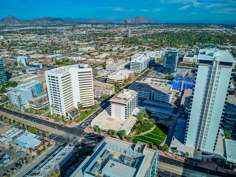 More Photos Of 3033 N Central Ave, Phoenix Office For Sale