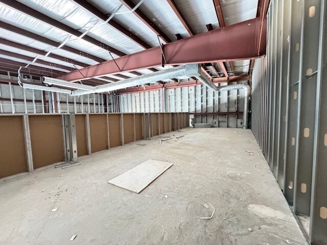 More Photos Of 405 Crossroads St, Laredo Freestanding For Lease