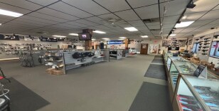 More Photos Of 2339 S 43rd St, West Allis Freestanding For Sale