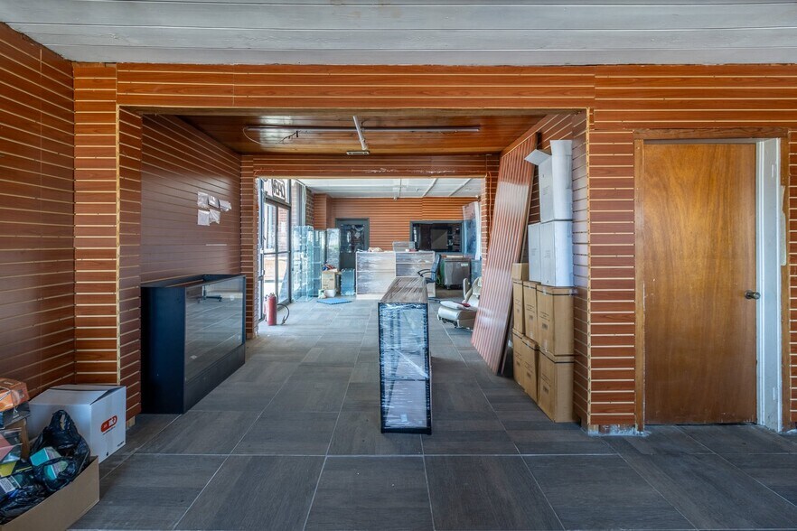 More Photos Of 303 W Walnut Ave, Dalton Flex For Lease