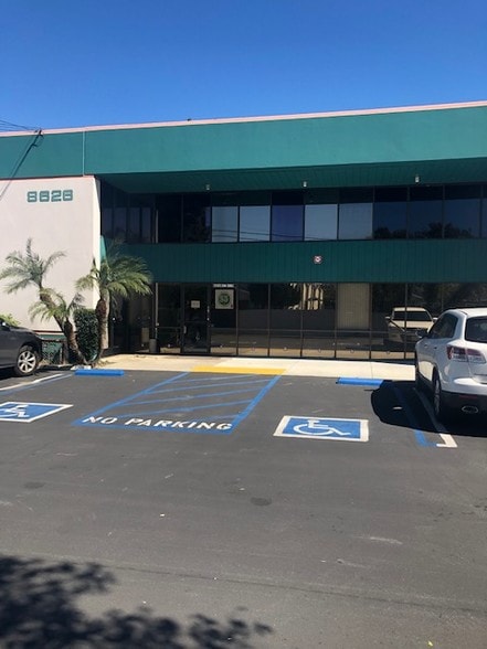 More Photos Of 8626 Wilbur Ave, Northridge Warehouse For Lease