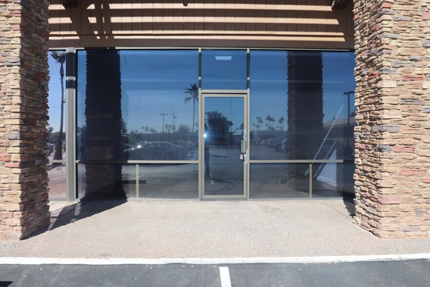 More Photos Of 4830 E Main St, Mesa General Retail For Lease