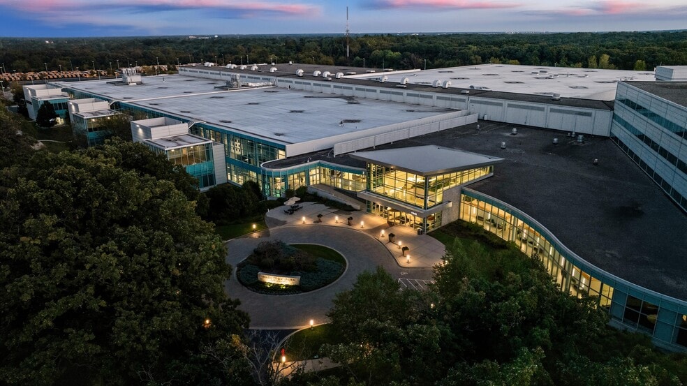 More Photos Of 1950 Innovation Way, Libertyville Unknown For Lease