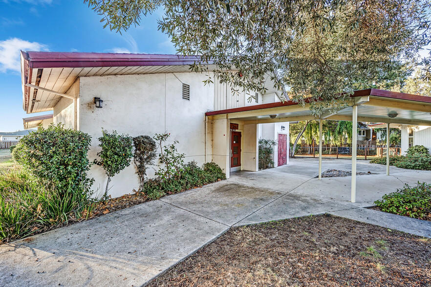 Primary Photo Of 35660 Cedar Blvd, Newark Religious Facility For Sale