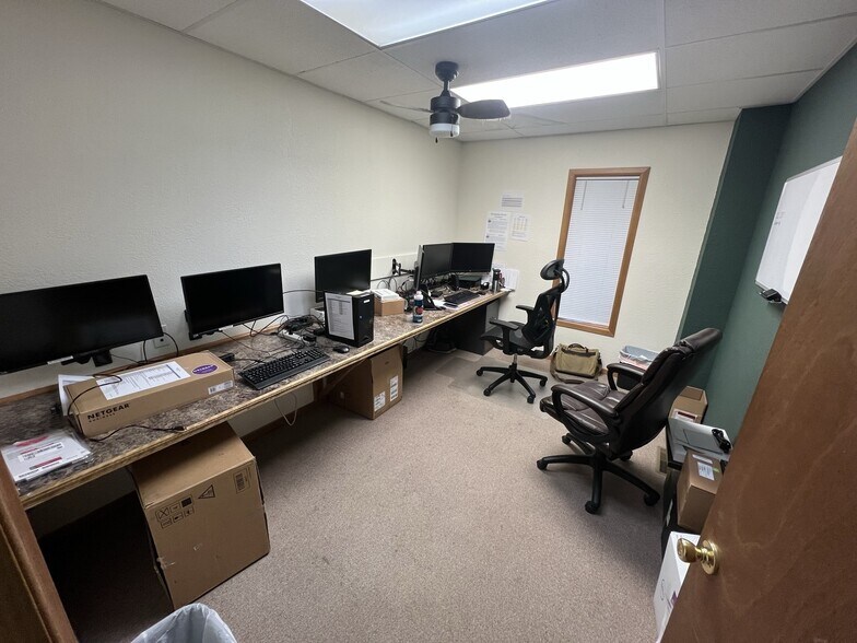 More Photos Of 1234 N Water St, Decatur Office For Sale