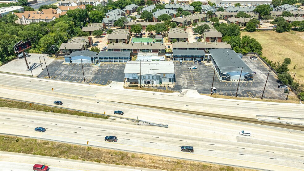 More Photos Of 1175 N Watson Rd, Arlington Hotel For Sale