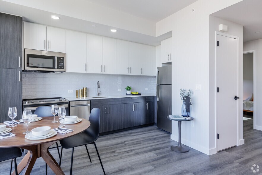 More Photos Of 413 Summit Ave, Jersey City Apartments For Sale