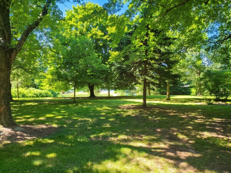 More Photos Of 5104 Fairfield Rd, Fairfield Apartments For Sale