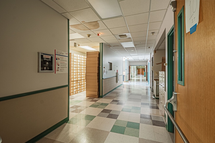 More Photos Of , Colorado Springs Unknown For Sale