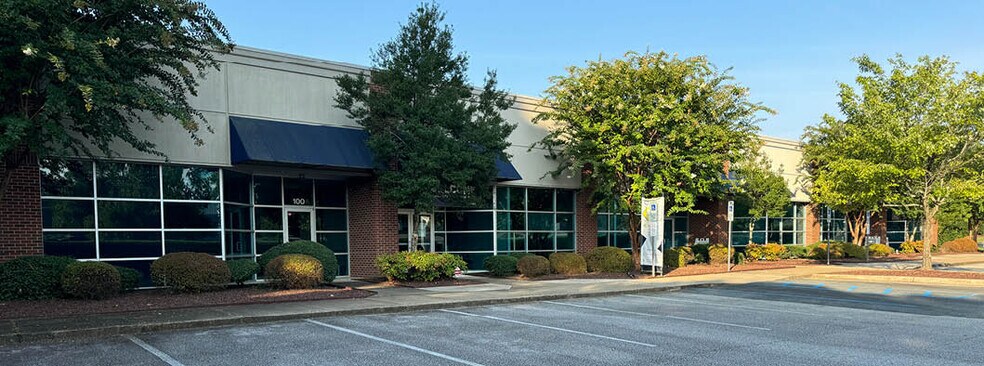 More Photos Of 1610 Center St, Apex Office For Sale