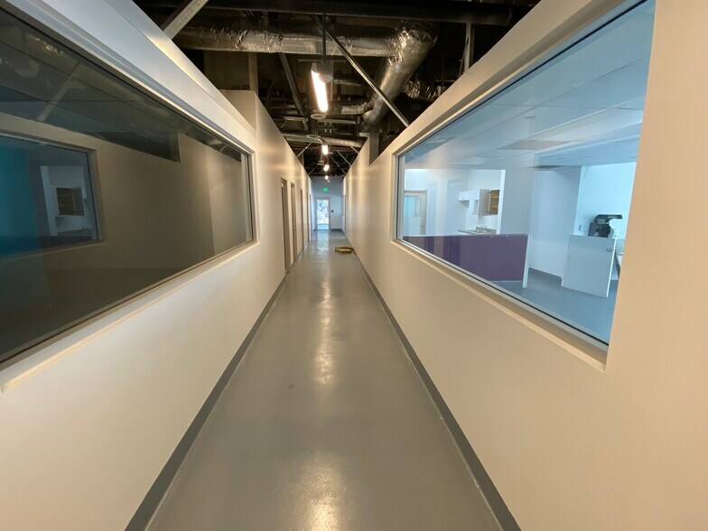 More Photos Of 1243 S Olive St, Los Angeles Apartments For Lease