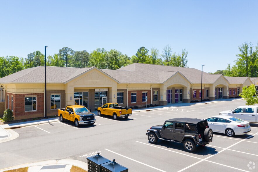 More Photos Of 2041-2053 Energy Dr, Apex Light Manufacturing For Lease