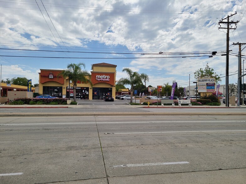 More Photos Of 15008-15010 Mulberry Dr, Whittier Freestanding For Sale