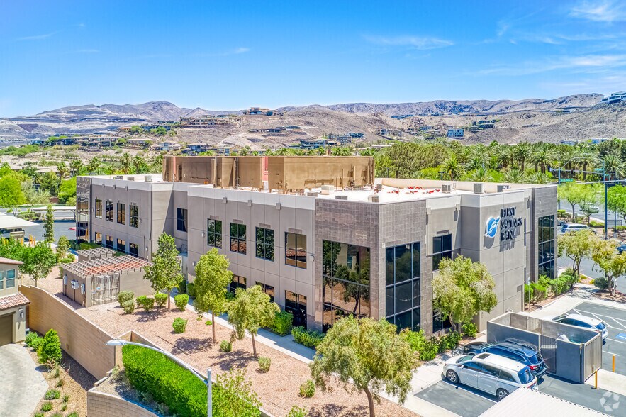 More Photos Of 1700 W Horizon Ridge Pky, Henderson Office For Lease