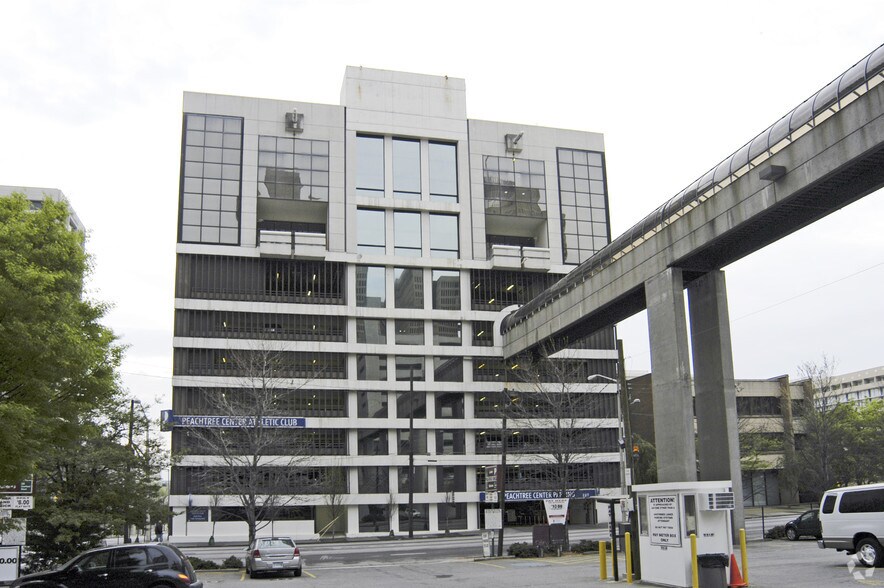 More Photos Of 227 Courtland St NE, Atlanta Parking Garage For Lease