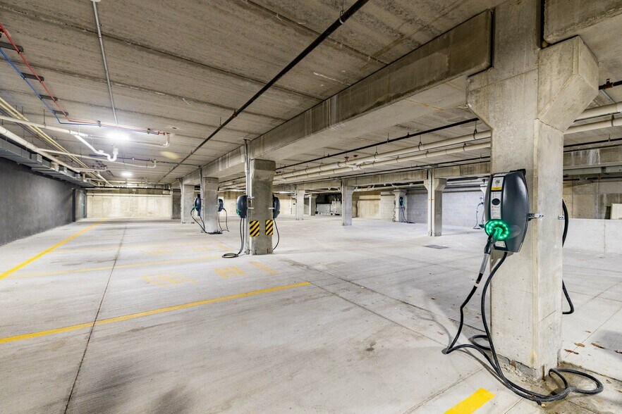 More Photos Of 830 Henry St, Ann Arbor Apartments For Sale