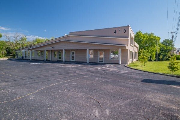 More Photos Of 410 Dinah Shore Blvd, Winchester Office Residential For Sale