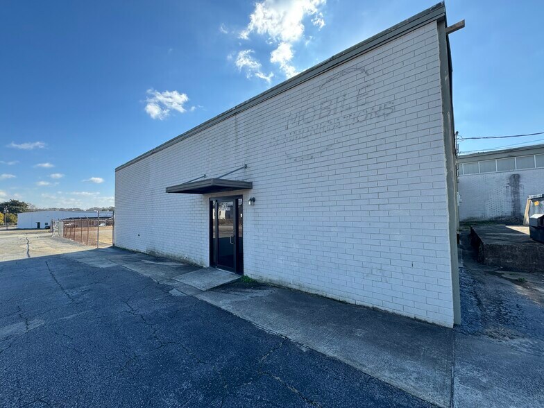 More Photos Of 110 Newton Bridge Rd, Athens Warehouse For Lease