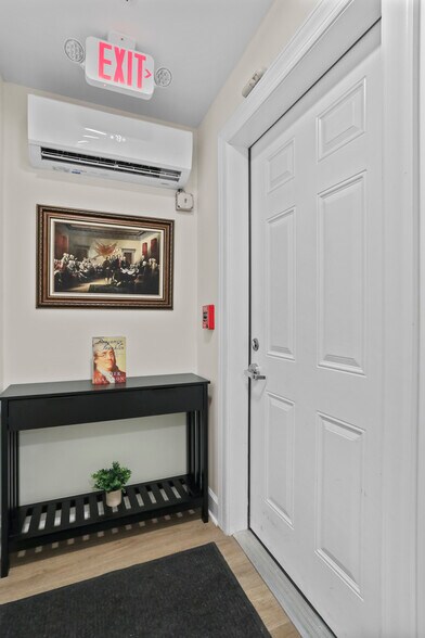 More Photos Of 34 W Franklin St, Hagerstown Apartments For Sale