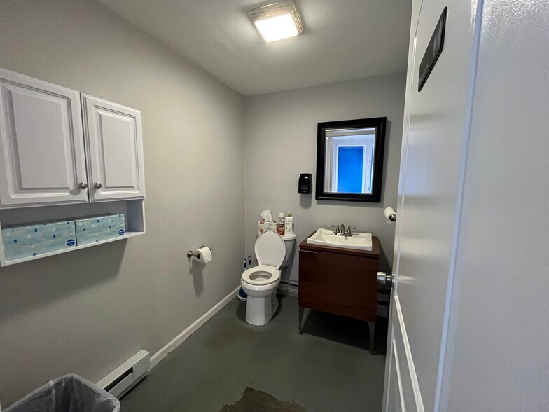 More Photos Of 912 Old Liverpool Rd, Liverpool Carwash For Sale