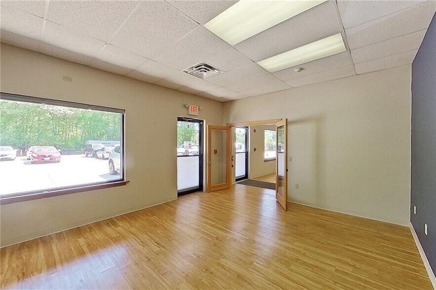 More Photos Of 3769 Old Post Rd, Charlestown Medical For Lease