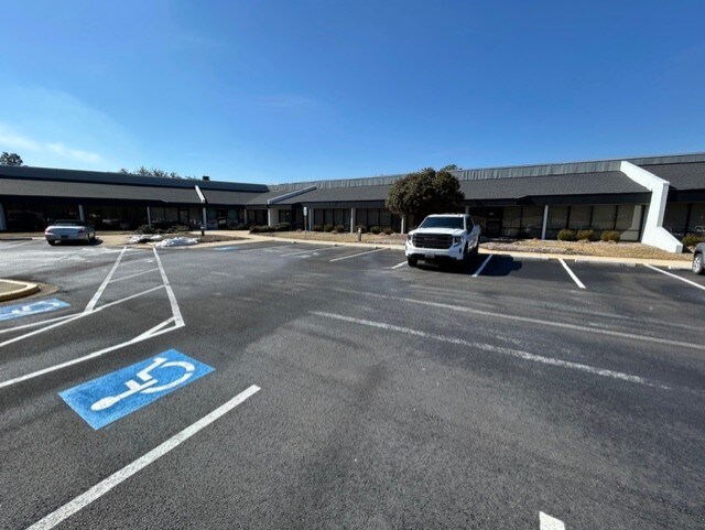 More Photos Of 16201 Trade Zone Ave, Upper Marlboro Industrial For Lease