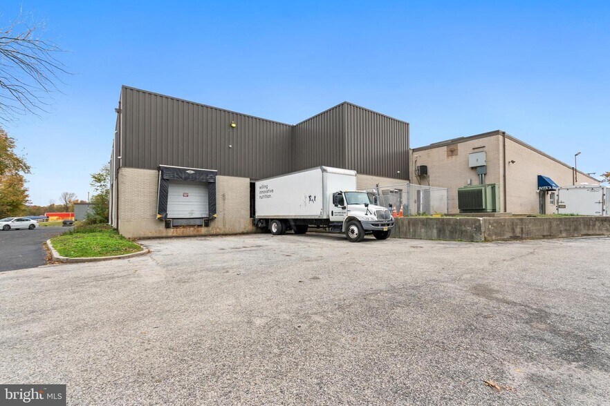 More Photos Of 1936 Olney Ave, Cherry Hill Manufacturing For Sale