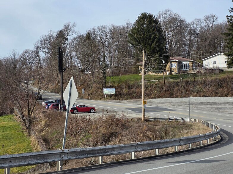 More Photos Of 108 Main St, Donegal Land For Sale