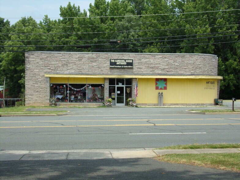 More Photos Of 612 W Main St, Locust General Retail For Sale