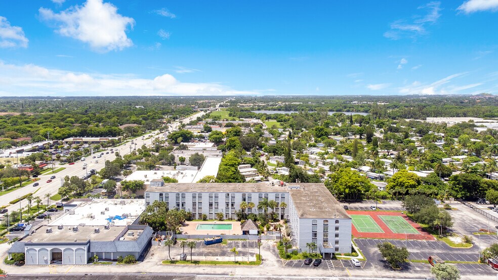 More Photos Of 5100 N State Road 7, Fort Lauderdale Hotel For Sale