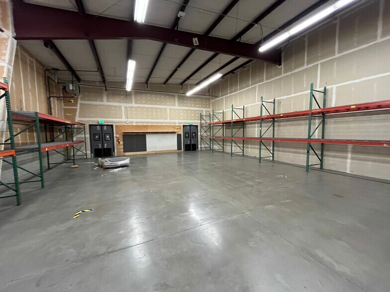 More Photos Of 5625 48th Dr NE, Marysville Industrial For Sale