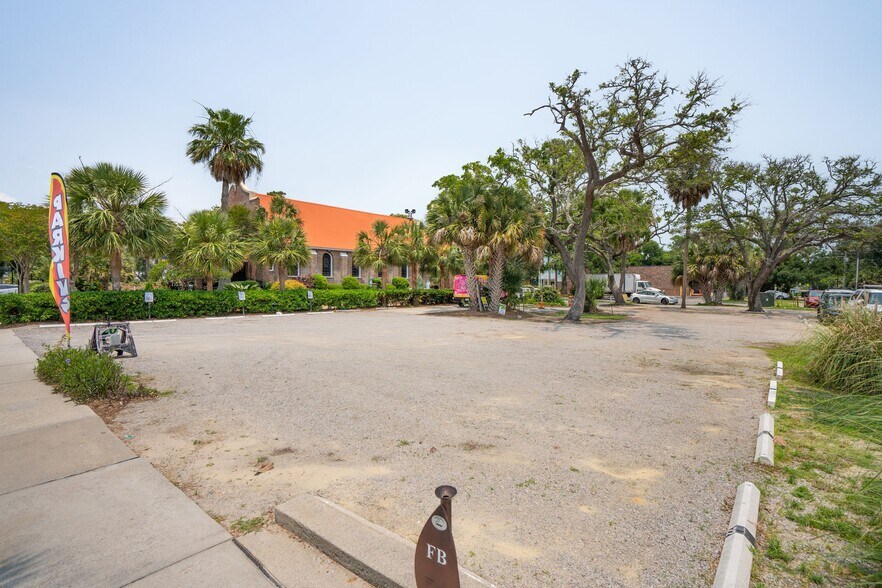 More Photos Of 50 Center St, Folly Beach Land For Sale
