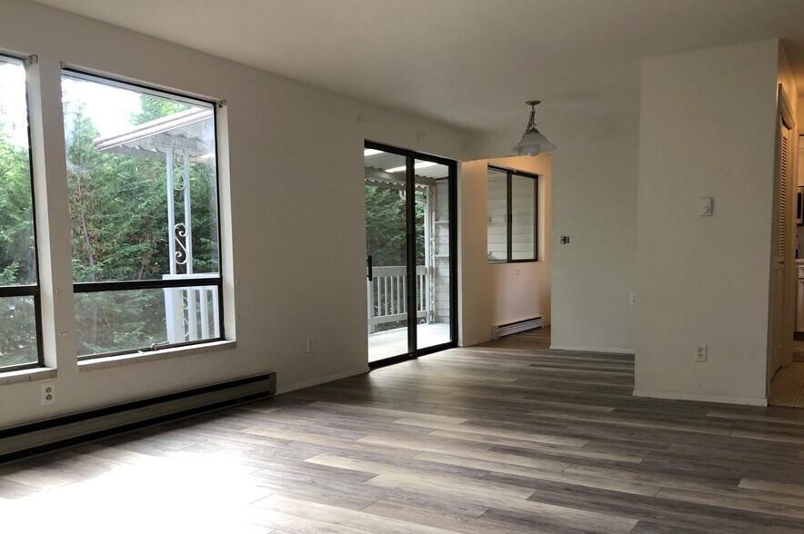 More Photos Of 1461 Rainier Ct, Fircrest Apartments For Sale