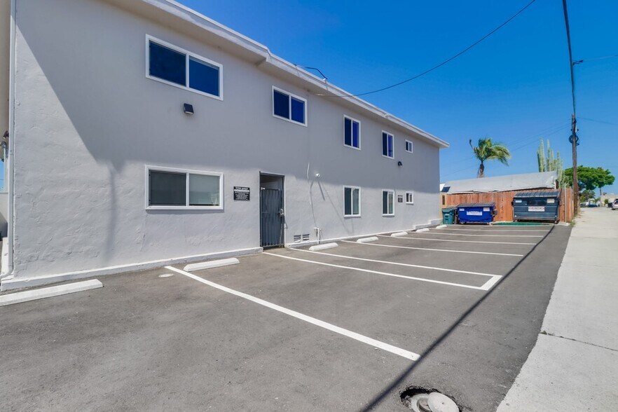 More Photos Of 1193 Florence St, Imperial Beach Apartments For Sale