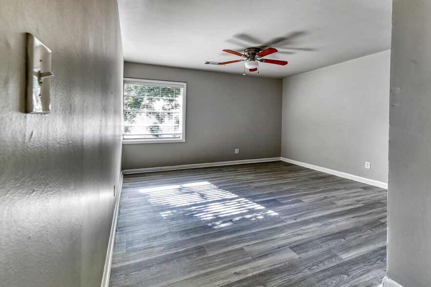 More Photos Of , Macon-Bibb Multifamily For Sale