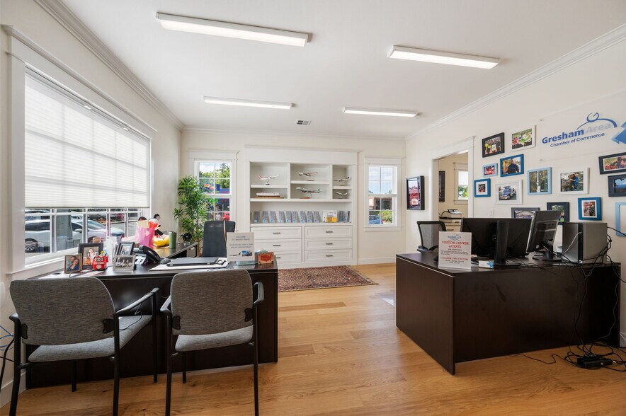 More Photos Of 1005 N Main Ave, Gresham Office For Sale