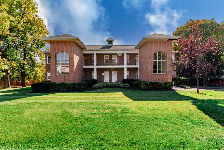 More Photos Of 3313 Paper Mill Rd, Phoenix Office For Lease