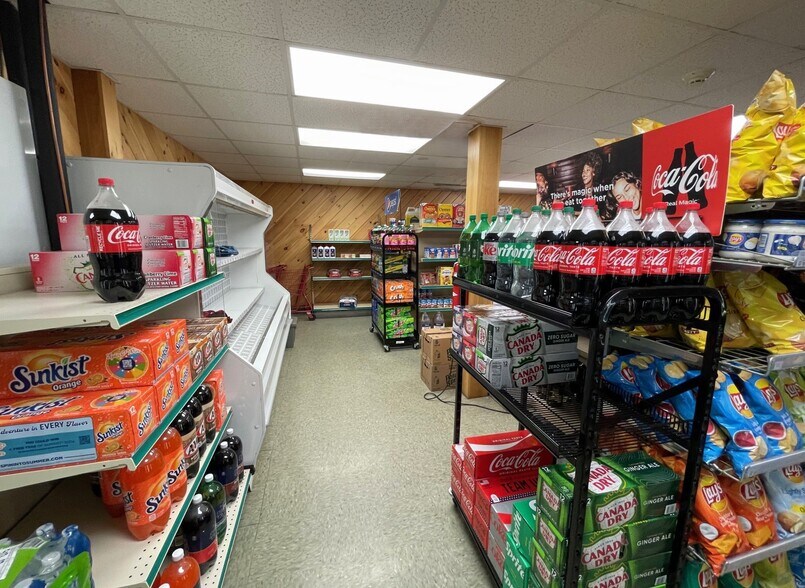 More Photos Of 21 Corinna Road Rd, Saint Albans Convenience Store For Sale