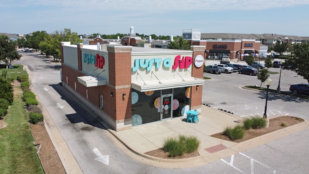 Primary Photo Of 2126 N Webb Rd, Wichita Freestanding For Lease
