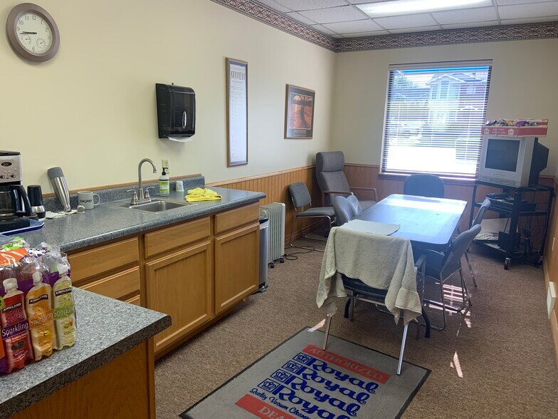 More Photos Of 305 N 200 W, Bountiful Freestanding For Sale