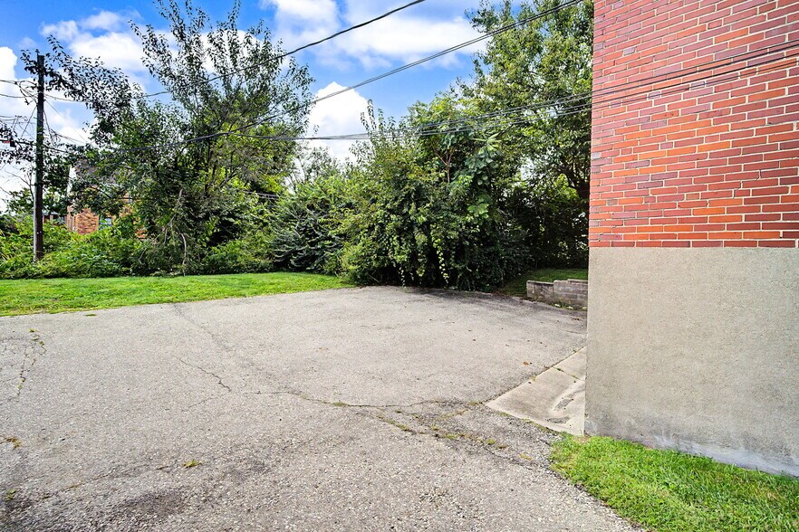 More Photos Of 526-532 Corona Ave, Dayton Apartments For Sale