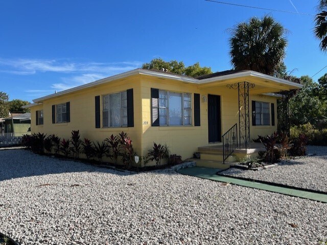 More Photos Of 309 N 22nd St, Tampa Office For Sale