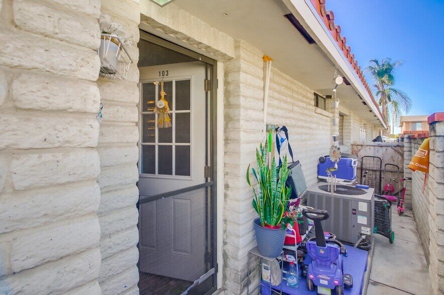 More Photos Of 215 Willie James Jones Ave, San Diego Apartments For Sale